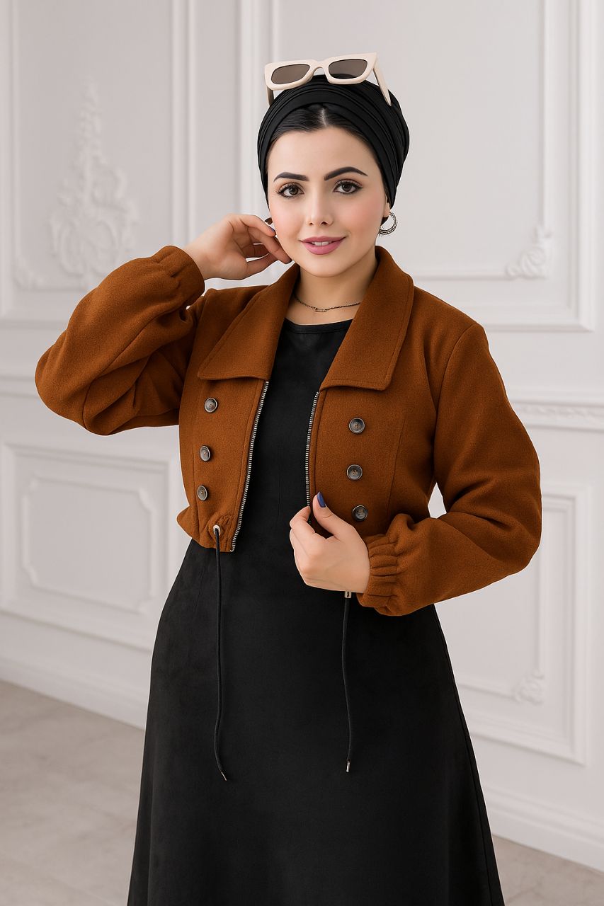 طقم أنيق مكوّن من قطعتين بتصميم كلاسيكي عصري