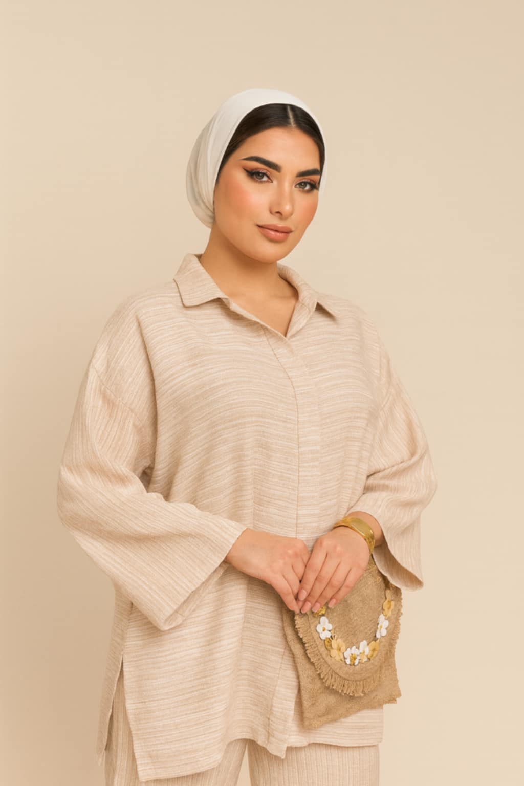 سوت مكون من قطعتين – ستايل عصري مريح