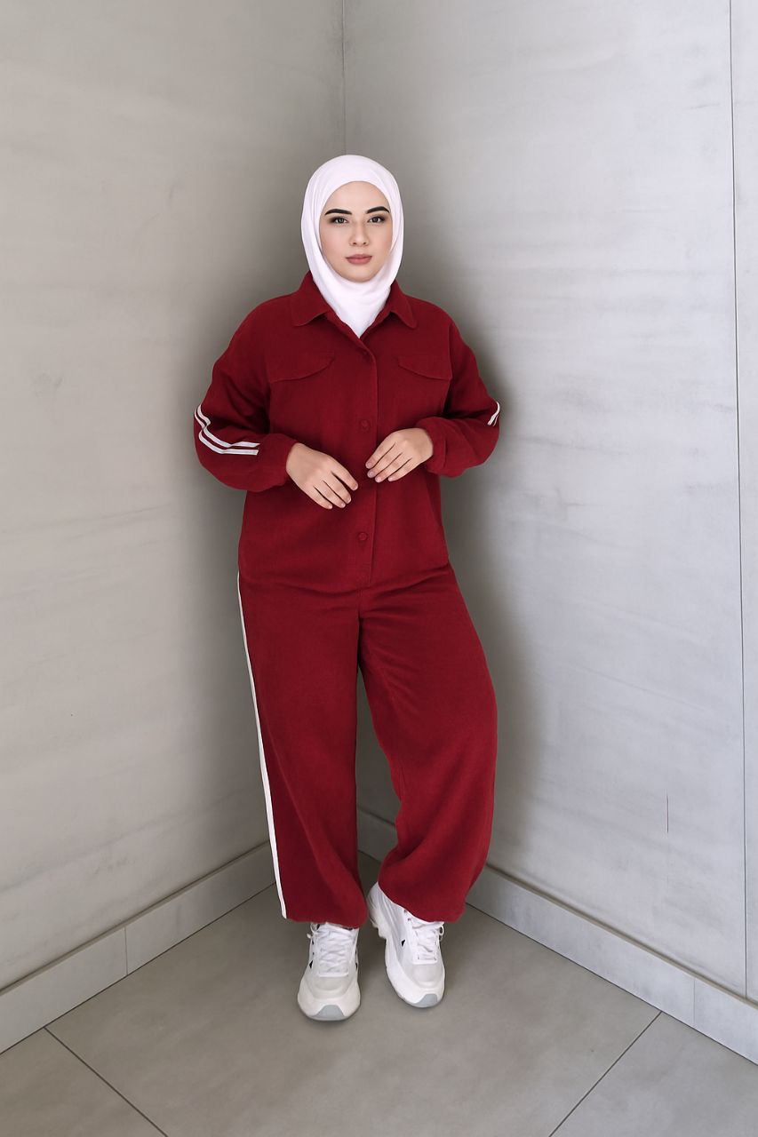 طقم كاجوال قطيفة بلمسة رياضية – جاكيت بأزرار + بنطلون مريح