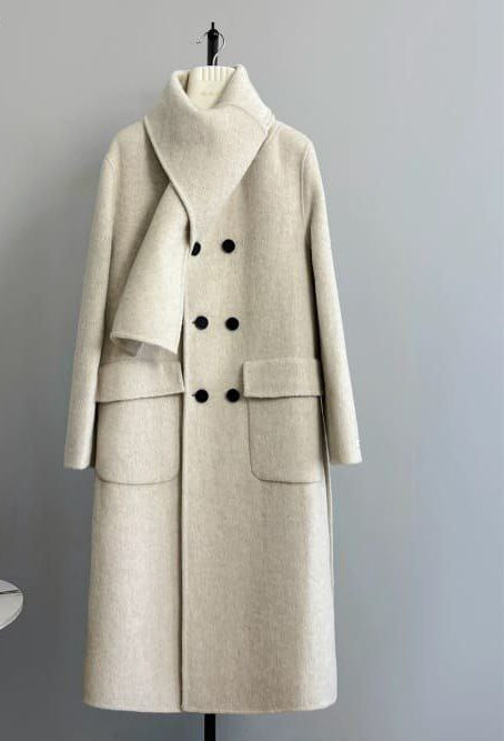 معطف شتوي أنيق مزدوج الأزرار بياقة ملفوفة