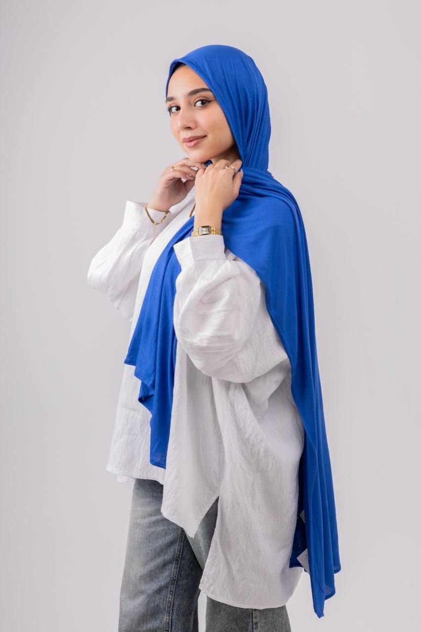 طرحة سادة ناعمة – خفيفة ومريحة للمناسبات واليوم اليومي