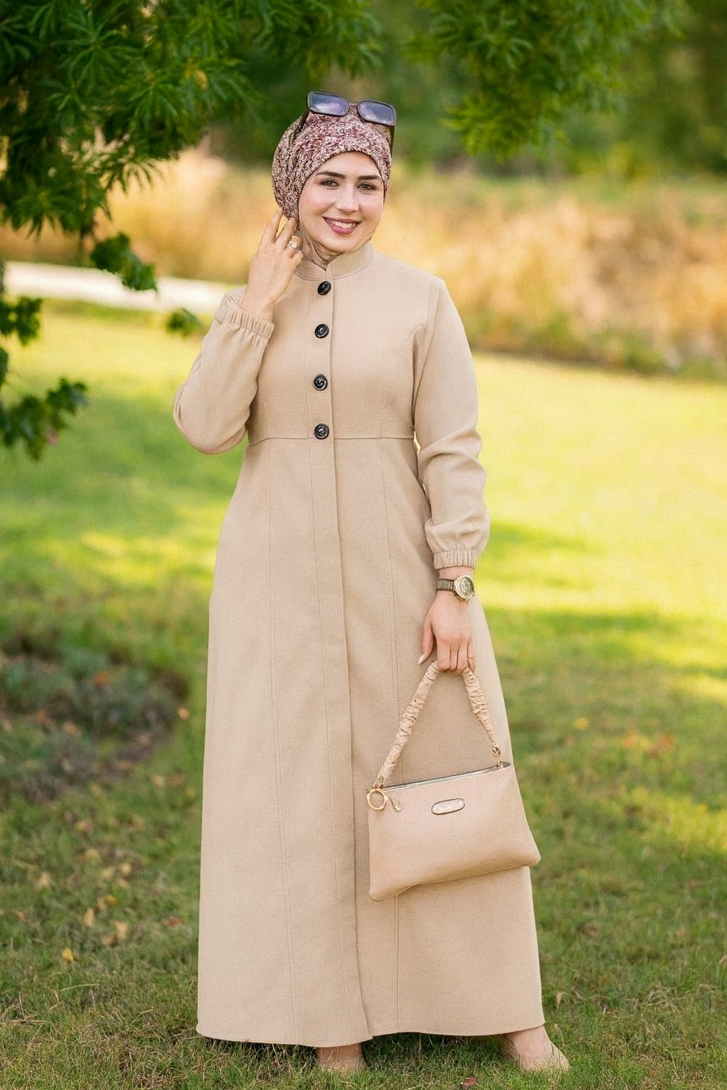 كوت طويل أنيق للمحجبات